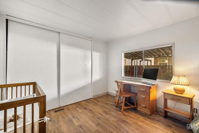 8536 Kern Canyon Road 195, Bakersfield, CA 93306