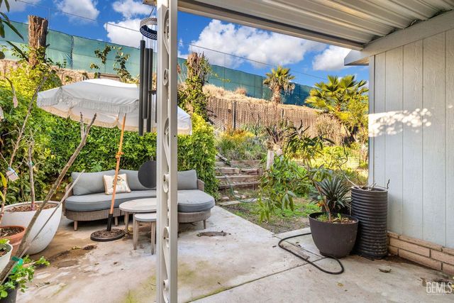 8536 Kern Canyon Road 195, Bakersfield, CA 93306