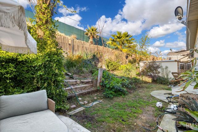 8536 Kern Canyon Road 195, Bakersfield, CA 93306