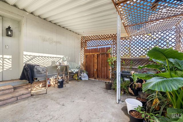 8536 Kern Canyon Road 195, Bakersfield, CA 93306