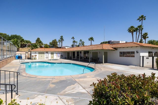 8536 Kern Canyon Road 195, Bakersfield, CA 93306