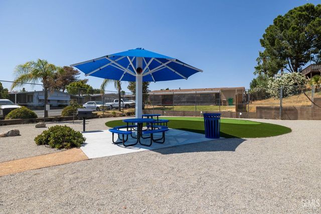 8536 Kern Canyon Road 195, Bakersfield, CA 93306