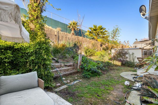 8536 Kern Canyon Road 195, Bakersfield, CA 93306