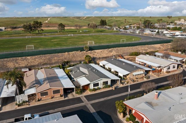 8536 Kern Canyon Road 195, Bakersfield, CA 93306