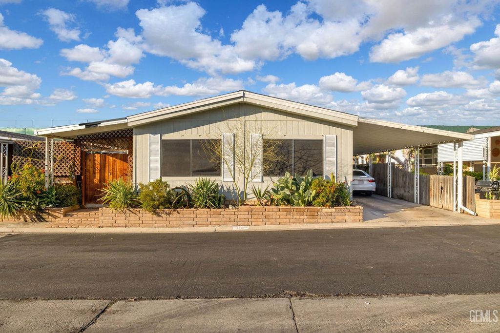 8536 Kern Canyon Road 195, Bakersfield, CA 93306