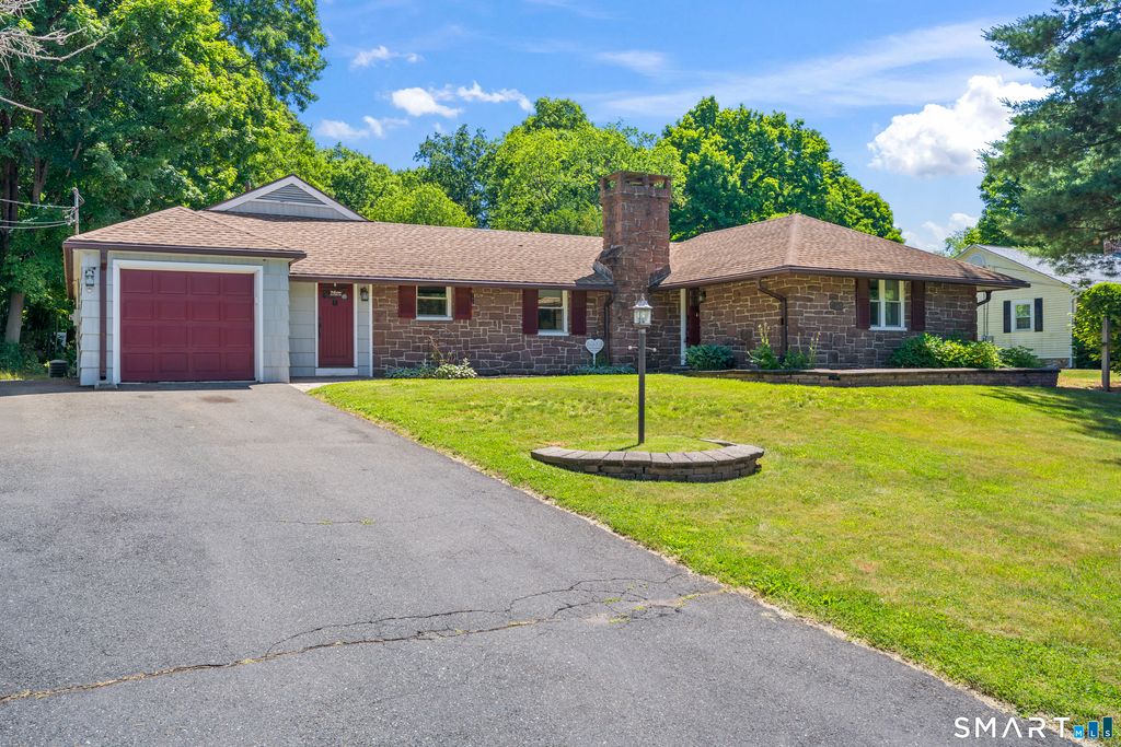 1246 Burlington Avenue, Bristol, CT 06010