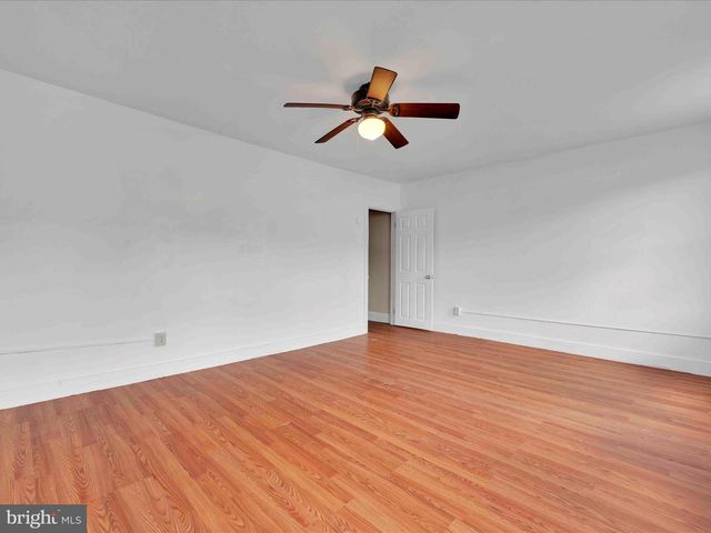 241 PEACOCK ST, Pottsville, PA 17901