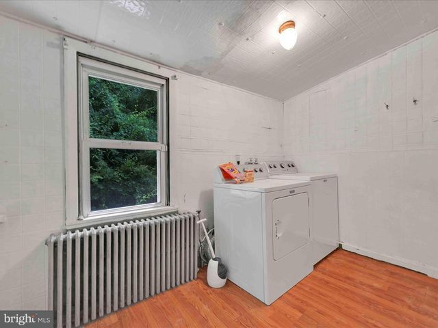 241 PEACOCK ST, Pottsville, PA 17901