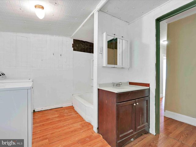 241 PEACOCK ST, Pottsville, PA 17901