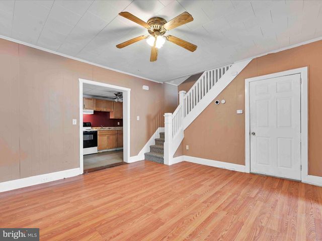 241 PEACOCK ST, Pottsville, PA 17901