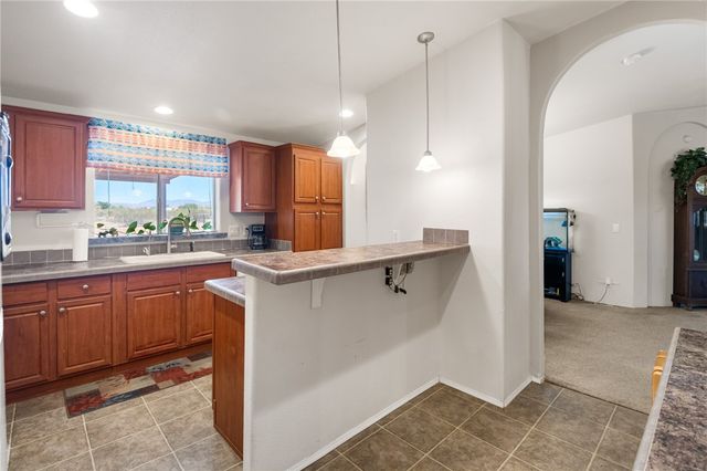 7125 W Agua Fria Drive, Golden Valley, AZ 86413