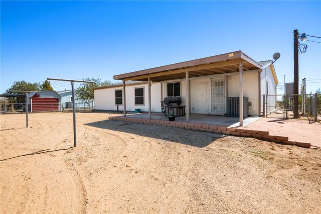 7125 W Agua Fria Drive, Golden Valley, AZ 86413