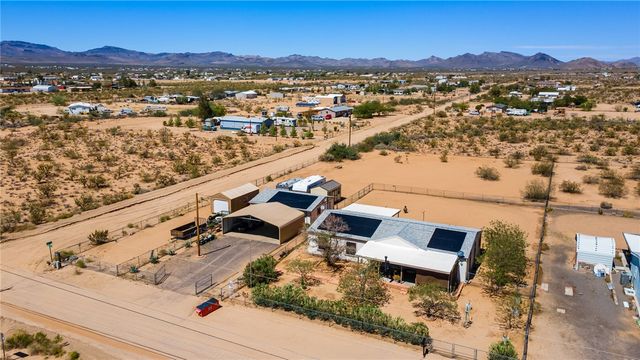 7125 W Agua Fria Drive, Golden Valley, AZ 86413