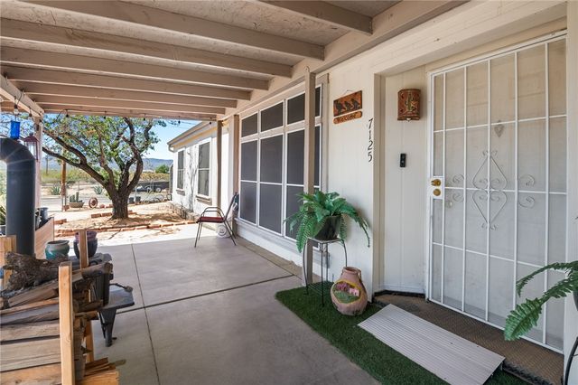 7125 W Agua Fria Drive, Golden Valley, AZ 86413