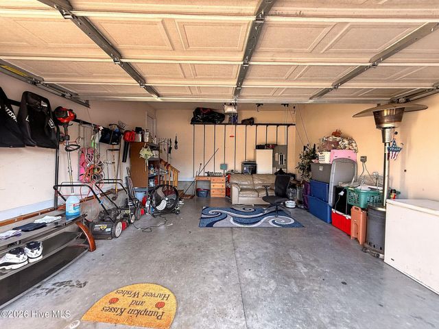 111 High Tower Lane, Aberdeen, NC 28315