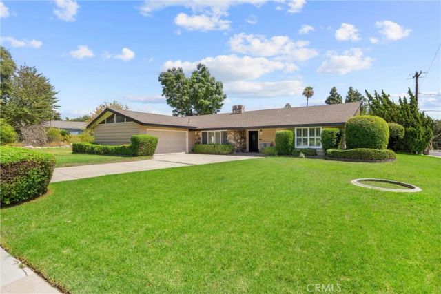 698 Wellesley, Claremont, CA 91711
