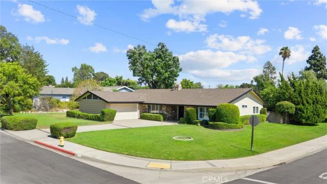 698 Wellesley, Claremont, CA 91711