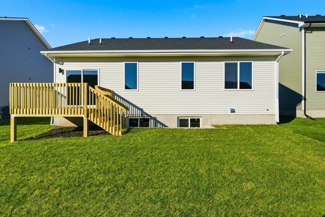 14242 Northpark Drive, Urbandale, IA 50323