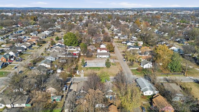 3015 E Archer Street, Tulsa, OK 74110