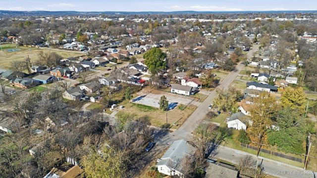 3015 E Archer Street, Tulsa, OK 74110