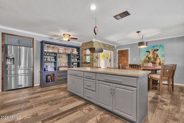 6621 E 4TH Street, Scottsdale, AZ 85251