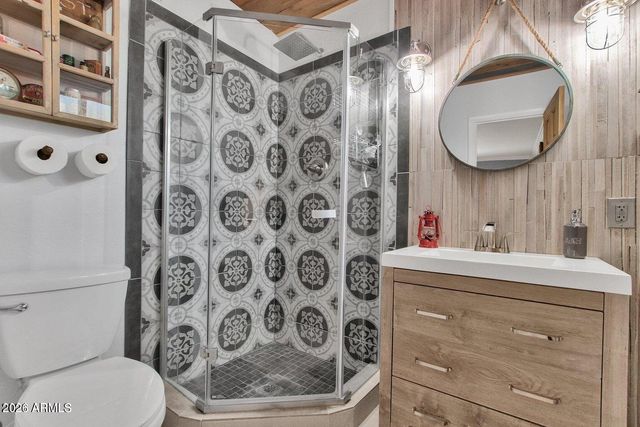 6621 E 4TH Street, Scottsdale, AZ 85251