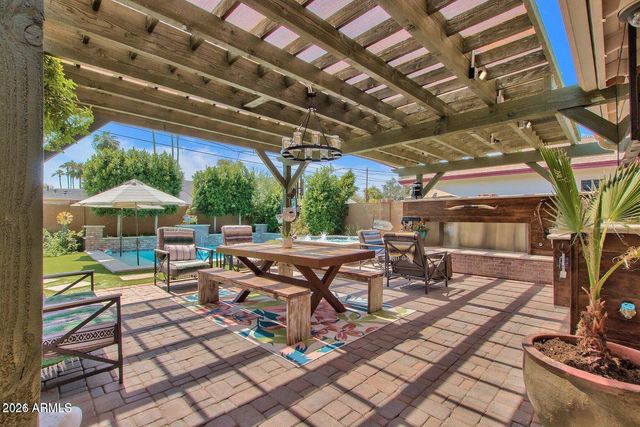 6621 E 4TH Street, Scottsdale, AZ 85251