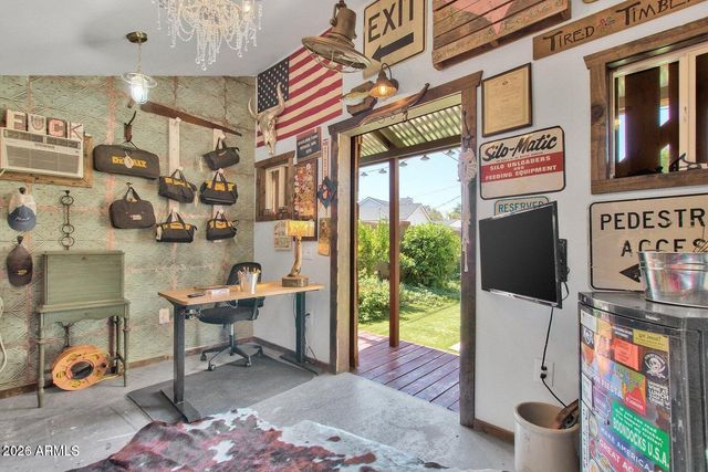 6621 E 4TH Street, Scottsdale, AZ 85251