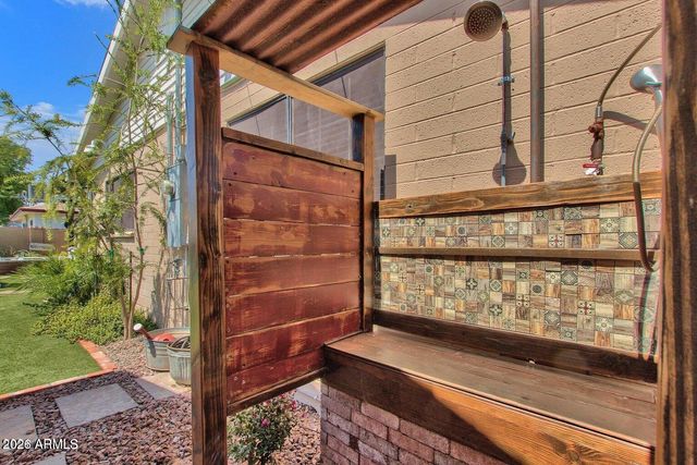 6621 E 4TH Street, Scottsdale, AZ 85251