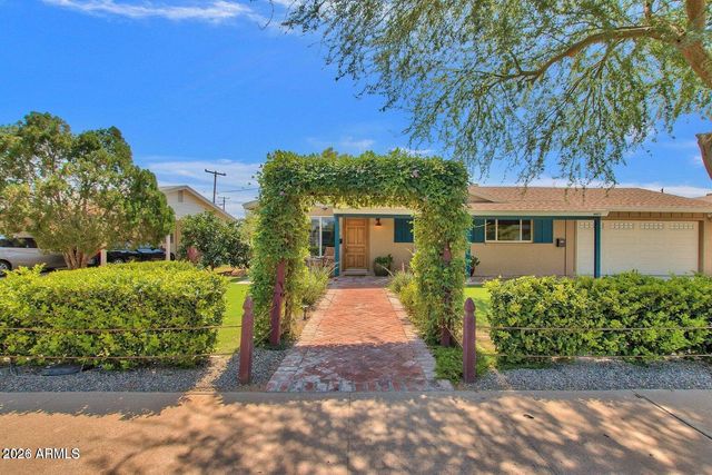 6621 E 4TH Street, Scottsdale, AZ 85251