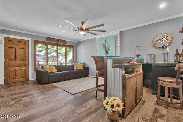 6621 E 4TH Street, Scottsdale, AZ 85251