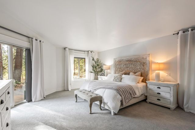 60755 Currant Way, Bend, OR 97702