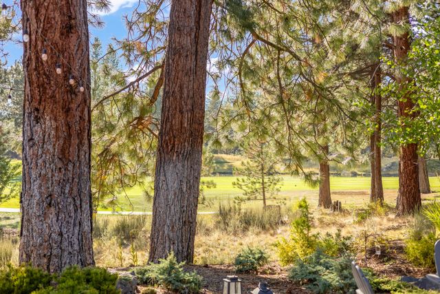 60755 Currant Way, Bend, OR 97702
