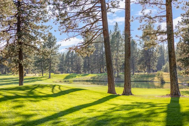 60755 Currant Way, Bend, OR 97702