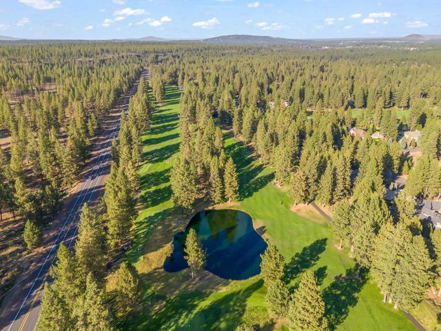 60755 Currant Way, Bend, OR 97702