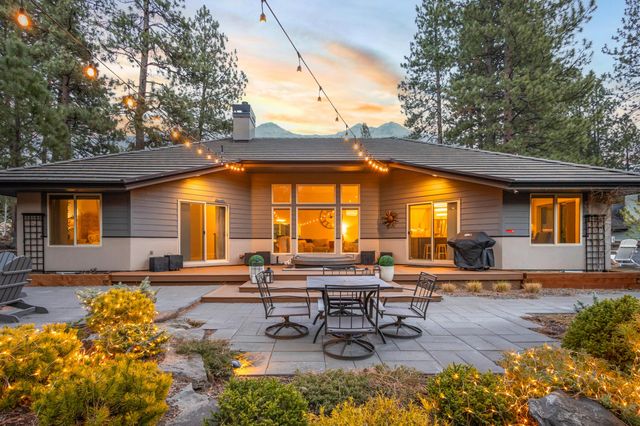 60755 Currant Way, Bend, OR 97702