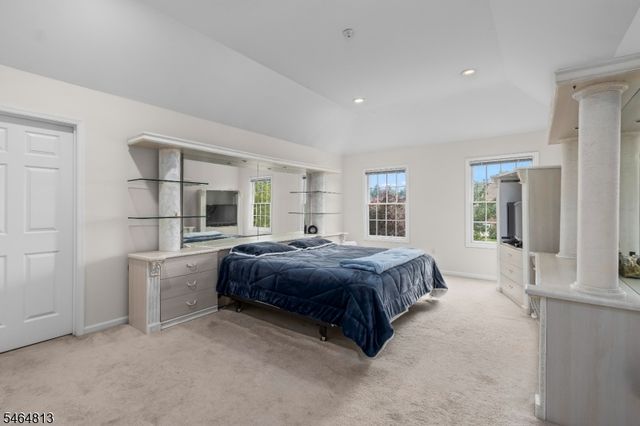 17 Woodcrest Ave, Mount Olive Twp., NJ 07828
