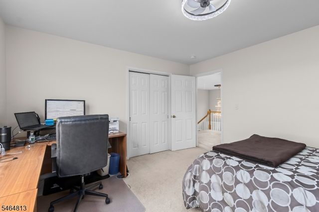 17 Woodcrest Ave, Mount Olive Twp., NJ 07828