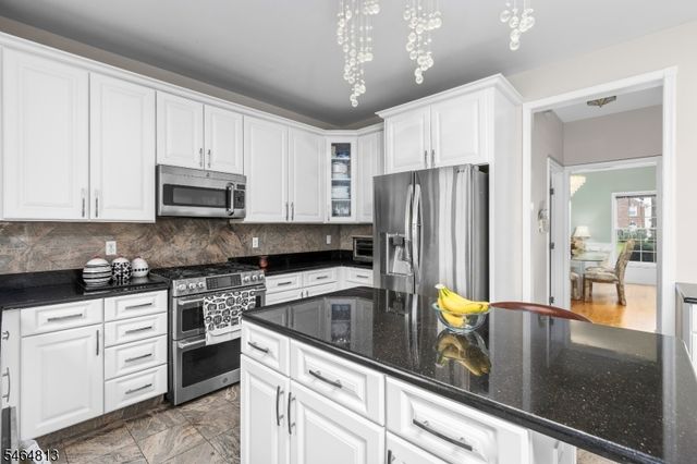 17 Woodcrest Ave, Mount Olive Twp., NJ 07828