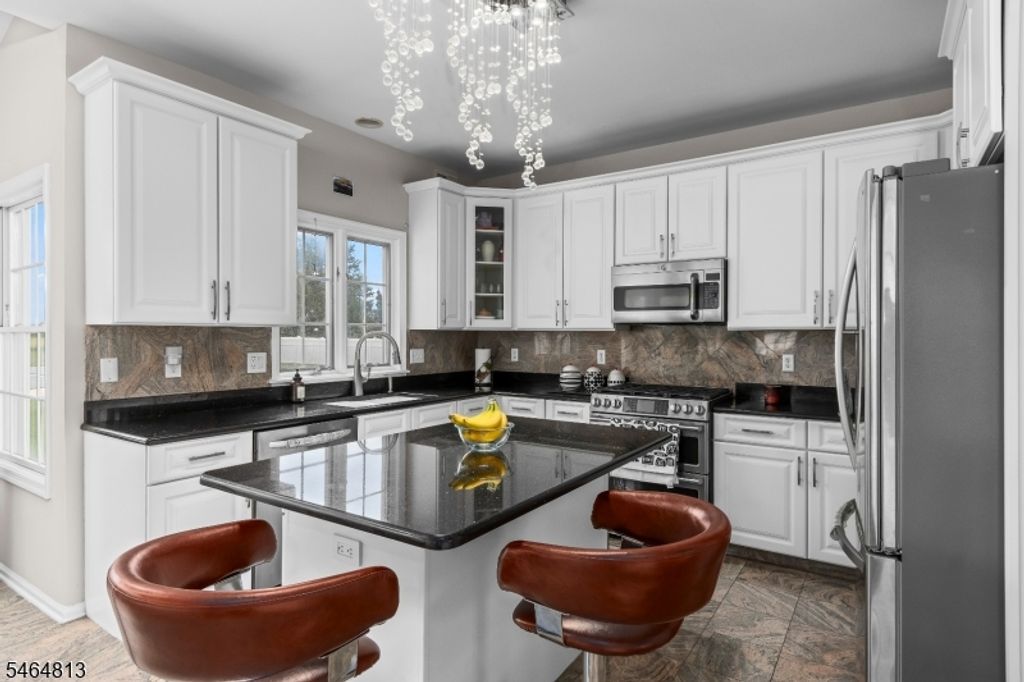 17 Woodcrest Ave, Mount Olive Twp., NJ 07828 — photo 4