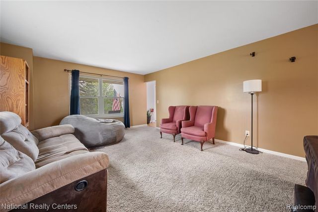 3910 Forest Edge Drive, Commerce Twp, MI 48382