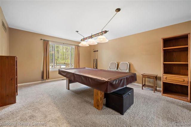3910 Forest Edge Drive, Commerce Twp, MI 48382