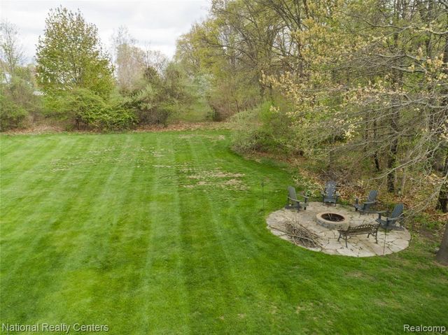3910 Forest Edge Drive, Commerce Twp, MI 48382
