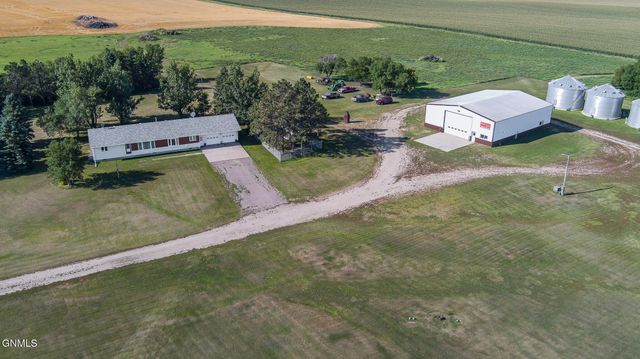 8155 34th Avenue SE, Wishek, ND 58495 property photo