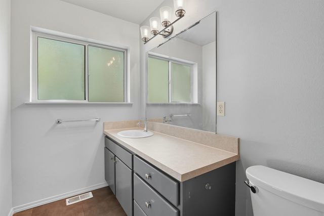 815 W Lincoln Blvd, Spokane, WA 99224