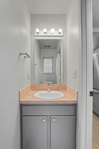 815 W Lincoln Blvd, Spokane, WA 99224