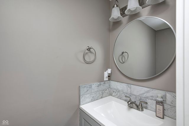 7620 Madden Lane, Fishers, IN 46038