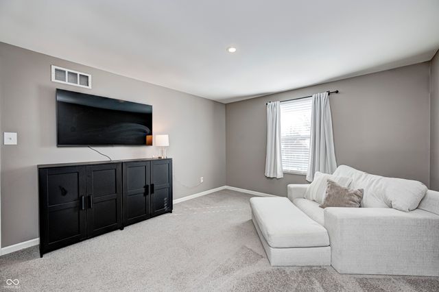 7620 Madden Lane, Fishers, IN 46038