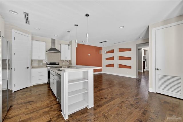 1444 Ozark Avenue, Mcallen, TX 78504