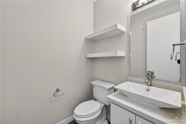 1444 Ozark Avenue, Mcallen, TX 78504